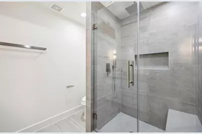 7980 Angus Street #A/B, Houston, TX 77028 - Photo 7
