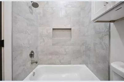7980 Angus Street #A/B, Houston, TX 77028 - Photo 11