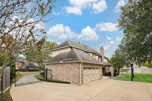 3111 E Hickory Park Cir, Sugar Land, TX 77479 - Photo 35