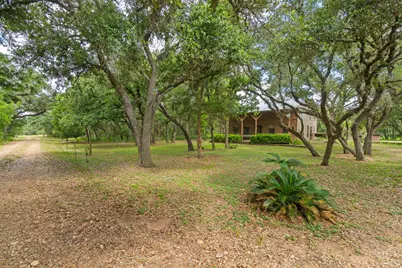 5641 County Road 14, Hallettsville, TX 77964 - Photo 11