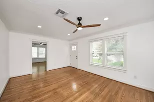 609 Reid St, Houston, TX 77022 - Photo 33