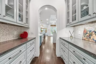 6010 Floyd Street, Houston, TX 77007 - Photo 9