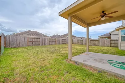 10118 Mariposa Green Court, Houston, TX 77044 - Photo 13