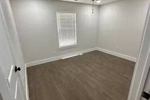 5924 Honeysuckle Dr, Houston, TX 77087 - Photo 25