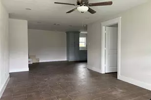 5924 Honeysuckle Dr, Houston, TX 77087 - Photo 5
