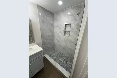 5924 Honeysuckle Drive, Houston, TX 77087 - Photo 11