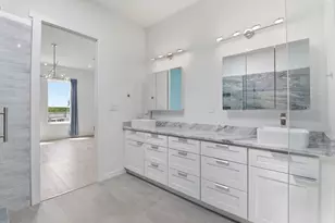 3859 Tartan Ln, Houston, TX 77025 - Photo 39