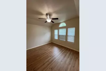 993 Oak Glen Drive, Willis, TX 77378 - Photo 7