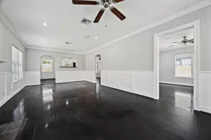 2912 Cetti St, Houston, TX 77009 - Photo 5