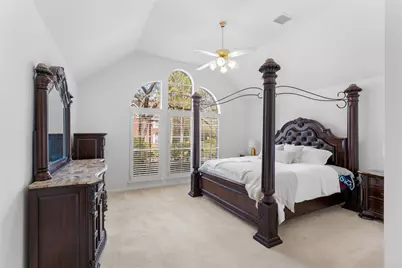 147 Linton Downs Place, The Woodlands, TX 77382 - Photo 3