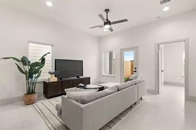 4011 Buffalo Moon Drive, Houston, TX 77045 - Photo 11