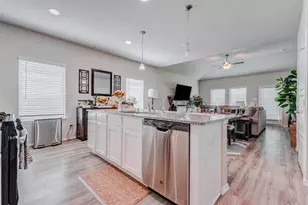 21650 Calico Bush Trail, Katy, TX 77449 - Photo 3