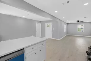 2114 Linden Creek Ln, Houston, TX 77017 - Photo 11