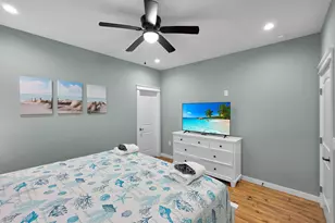 1032 Sunset Circle W, Crystal Beach, TX 77650 - Photo 29