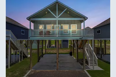 1032 Sunset Circle W, Crystal Beach, TX 77650 - Photo 1