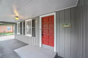 1110 Woods Dr, Liberty, TX 77575 - Photo 5