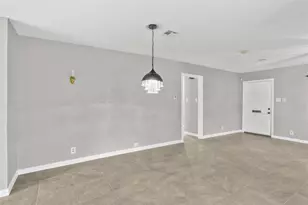 1110 Woods Dr, Liberty, TX 77575 - Photo 7