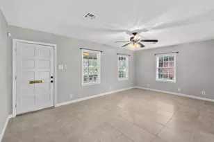 1110 Woods Dr, Liberty, TX 77575 - Photo 9