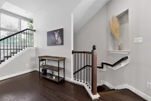 1325 Delano St, Houston, TX 77003 - Photo 9