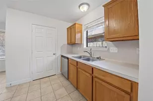 16122 Cypress Point Dr, Cypress, TX 77429 - Photo 7