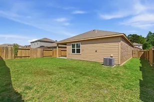 10642 Lost Maples Dr, Cleveland, TX 77328 - Photo 31