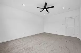 115 Capetown Ln, Conroe, TX 77356 - Photo 21