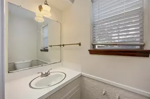 5411 Mossy Timbers Dr, Humble, TX 77346 - Photo 11