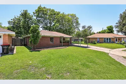 1501 Colby Drive, Baytown, TX 77520 - Photo 3