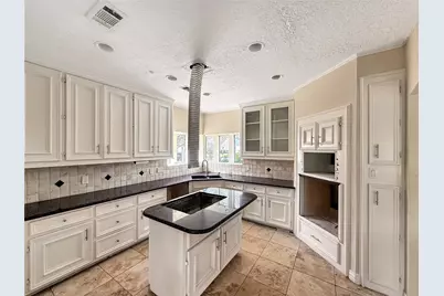 3310 Country Club Boulevard, Stafford, TX 77477 - Photo 11