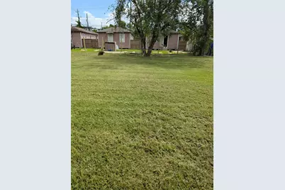 227 E 38th Street, Houston, TX 77018 - Photo 3