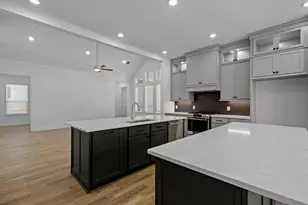 30834 Pigeon Vly Dr, Waller, TX 77484 - Photo 9