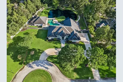 11 Turtle Cove Court, Kingwood, TX 77346 - Photo 1