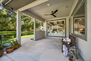 11 Turtle Cove Ct, Kingwood, TX 77346 - Photo 33