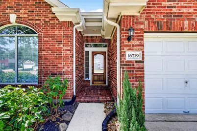 16719 Bishop Knoll Lane, Houston, TX 77084 - Photo 7