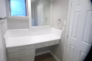 8715 Ilona Ln, Houston, TX 77025 - Photo 15