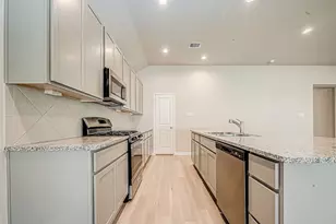 3919 Sugardale St, Baytown, TX 77521 - Photo 17