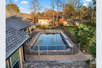 9048 Grand Lake Estates Drive, Montgomery, TX 77316 - Photo 33