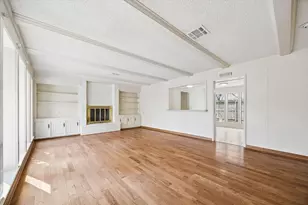 10835 Cranbrook Rd, Houston, TX 77042 - Photo 9