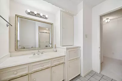 10835 Cranbrook Road, Houston, TX 77042 - Photo 25