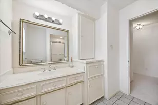 10835 Cranbrook Rd, Houston, TX 77042 - Photo 25