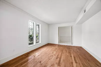 10835 Cranbrook Road, Houston, TX 77042 - Photo 7