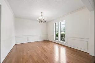 10835 Cranbrook Rd, Houston, TX 77042 - Photo 5