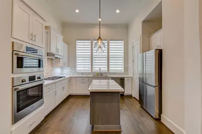 2724 Dolce Oaks Drive, Houston, TX 77007 - Photo 1
