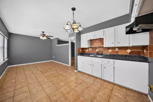 201 Amber Ln, League City, TX 77573 - Photo 25