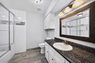 201 Amber Ln, League City, TX 77573 - Photo 29
