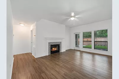 142 N Magnolia Pond Place, The Woodlands, TX 77381 - Photo 7