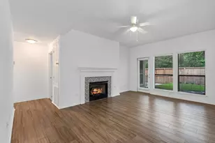 142 N Magnolia Pond Pl, The Woodlands, TX 77381 - Photo 7