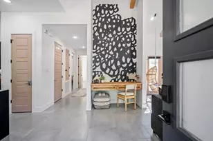 207 Lockwood Dr, Houston, TX 77011 - Photo 7