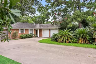 1915 E Allegro St, Houston, TX 77080 - Photo 1
