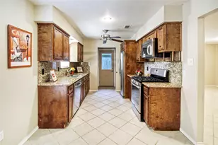 1915 E Allegro St, Houston, TX 77080 - Photo 3